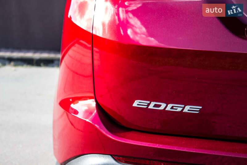 Внедорожник / Кроссовер Ford Edge 2017 в Жовкве