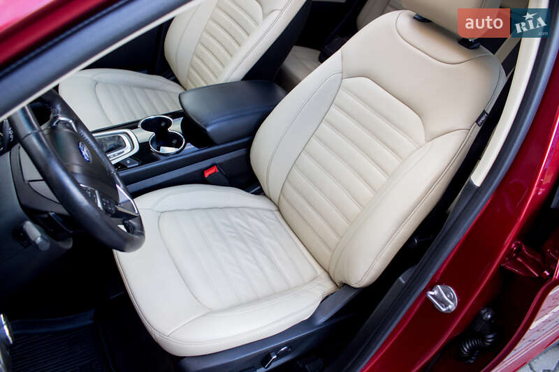 Внедорожник / Кроссовер Ford Edge 2017 в Жовкве