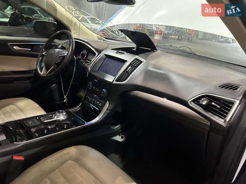Внедорожник / Кроссовер Ford Edge 2019 в Ровно