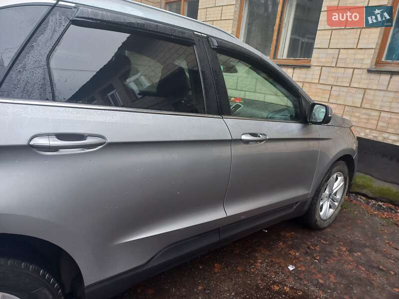 Позашляховик / Кросовер Ford Edge 2020 в Умані