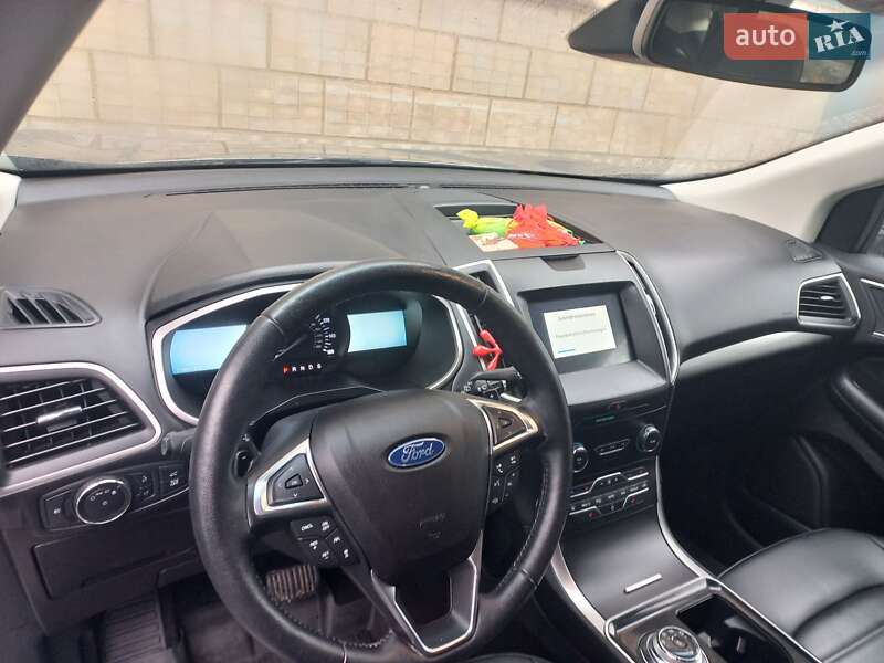 Позашляховик / Кросовер Ford Edge 2020 в Умані