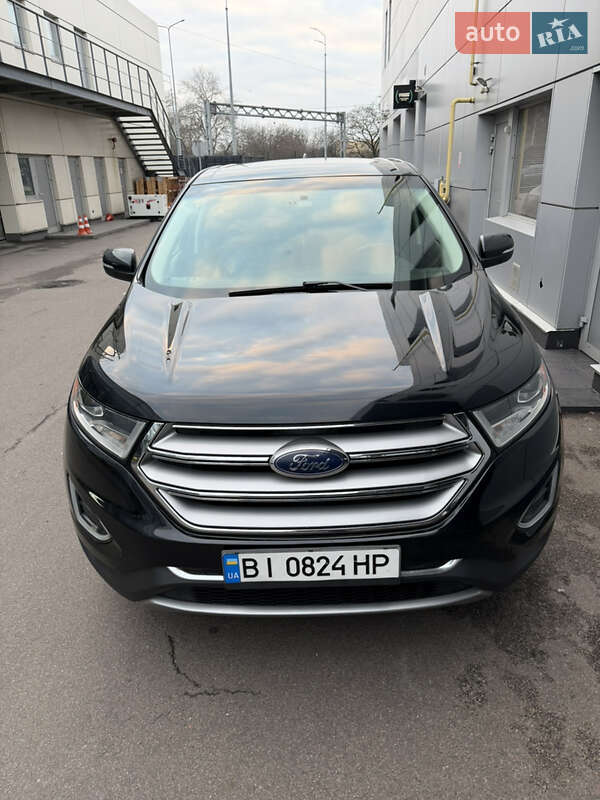 Внедорожник / Кроссовер Ford Edge 2017 в Ирпене