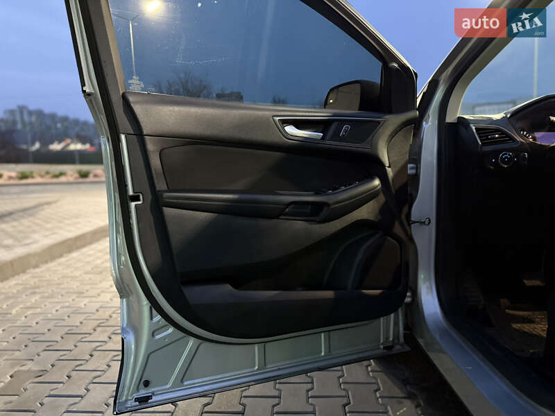 Позашляховик / Кросовер Ford Edge 2016 в Дніпрі