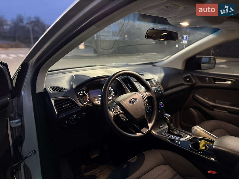 Позашляховик / Кросовер Ford Edge 2016 в Дніпрі