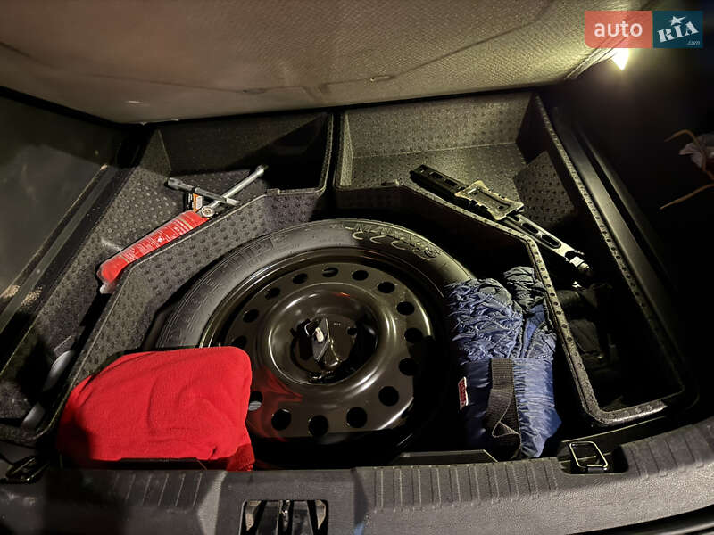 Позашляховик / Кросовер Ford Edge 2016 в Дніпрі