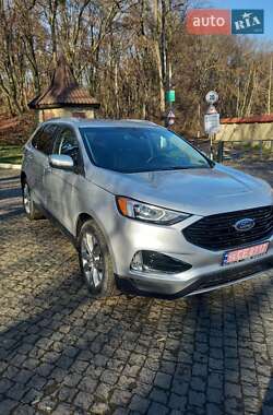Позашляховик / Кросовер Ford Edge 2019 в Чернівцях