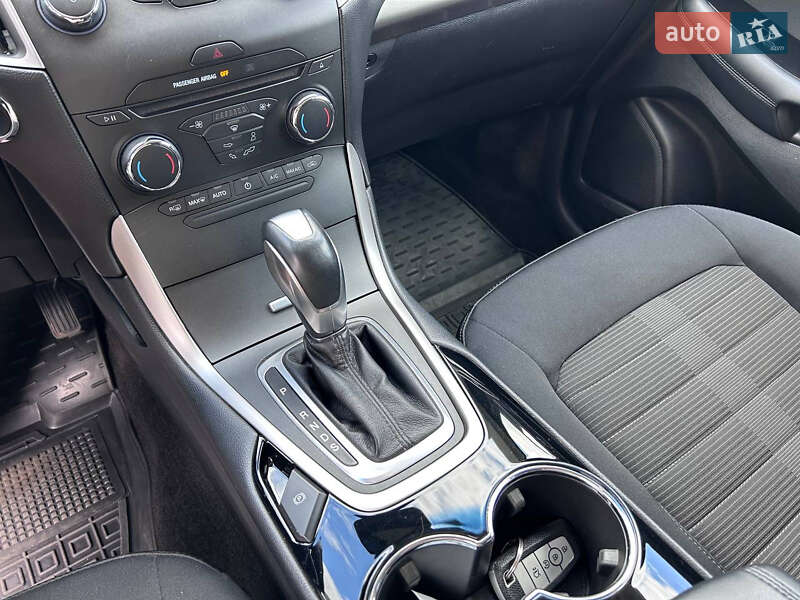 Внедорожник / Кроссовер Ford Edge 2018 в Киеве