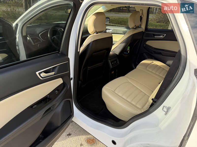 Внедорожник / Кроссовер Ford Edge 2017 в Умани