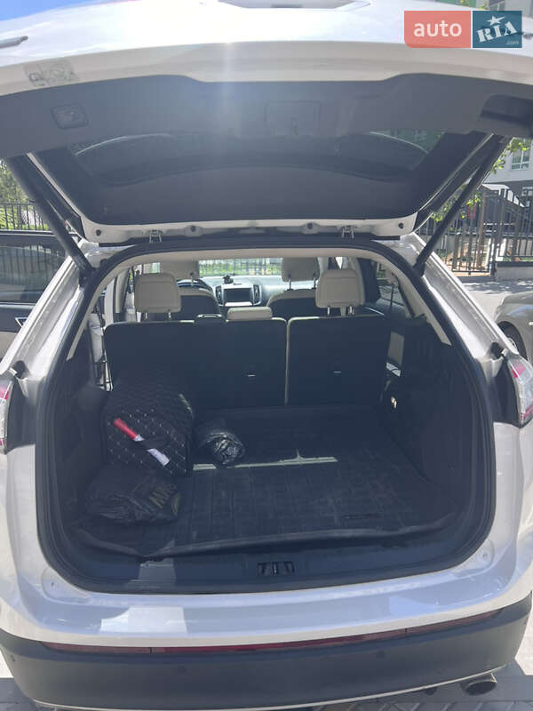 Позашляховик / Кросовер Ford Edge 2017 в Ірпені