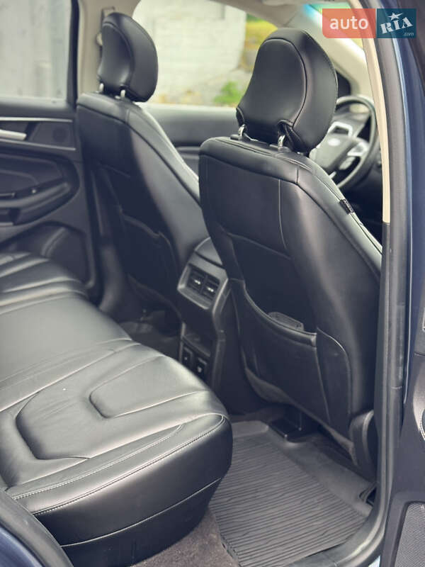 Внедорожник / Кроссовер Ford Edge 2019 в Киеве