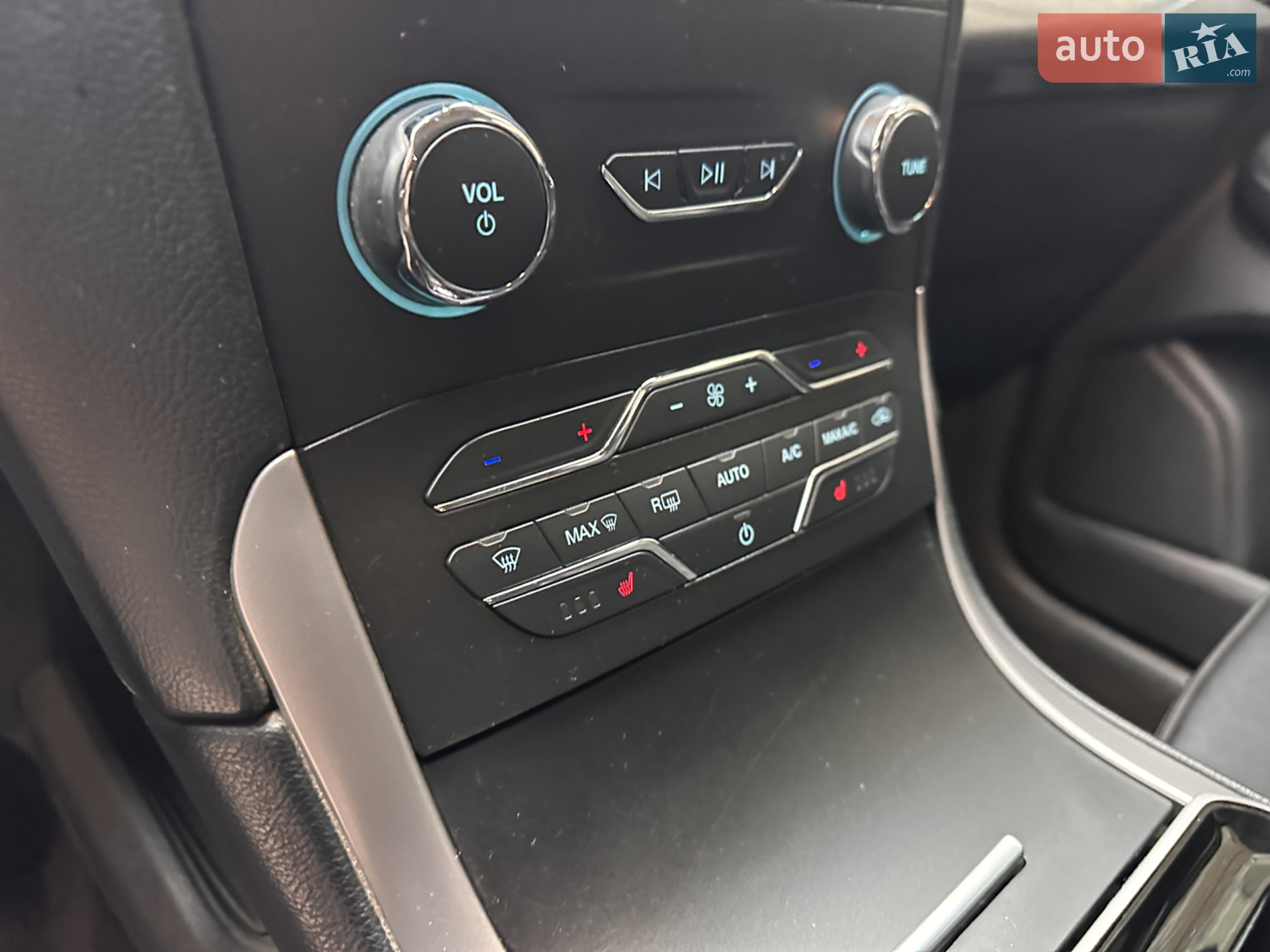 2019 Ford Edge - мініатюра 34