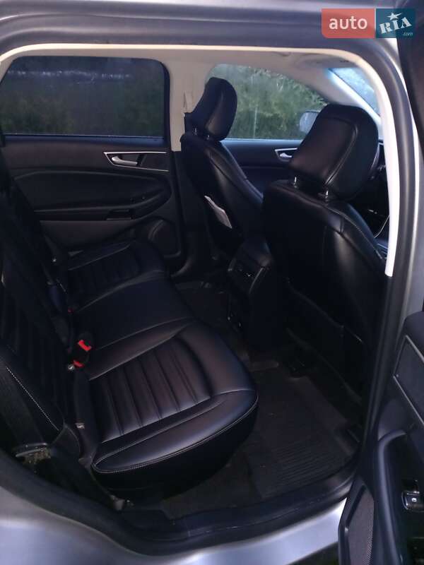 Позашляховик / Кросовер Ford Edge 2020 в Умані