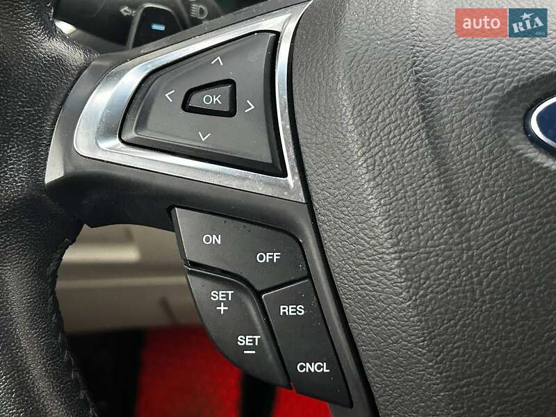 Позашляховик / Кросовер Ford Edge 2017 в Києві