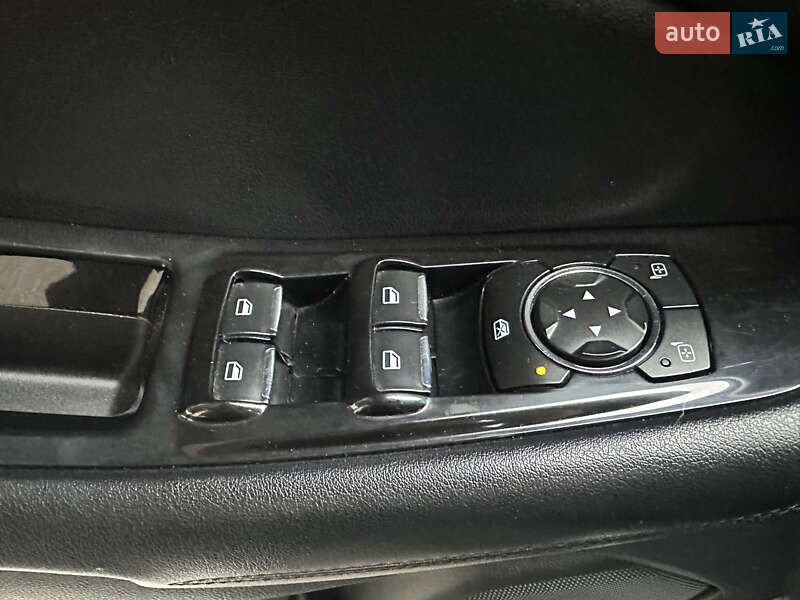 Позашляховик / Кросовер Ford Edge 2015 в Києві фото 12 Позашляховик / Кросовер Ford Edge 2015 в Києві