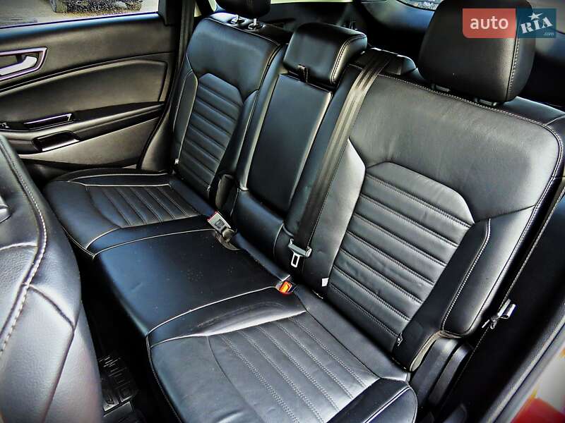 Внедорожник / Кроссовер Ford Edge 2015 в Черкассах