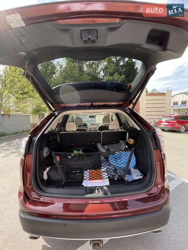 Позашляховик / Кросовер Ford Edge 2016 в Полтаві