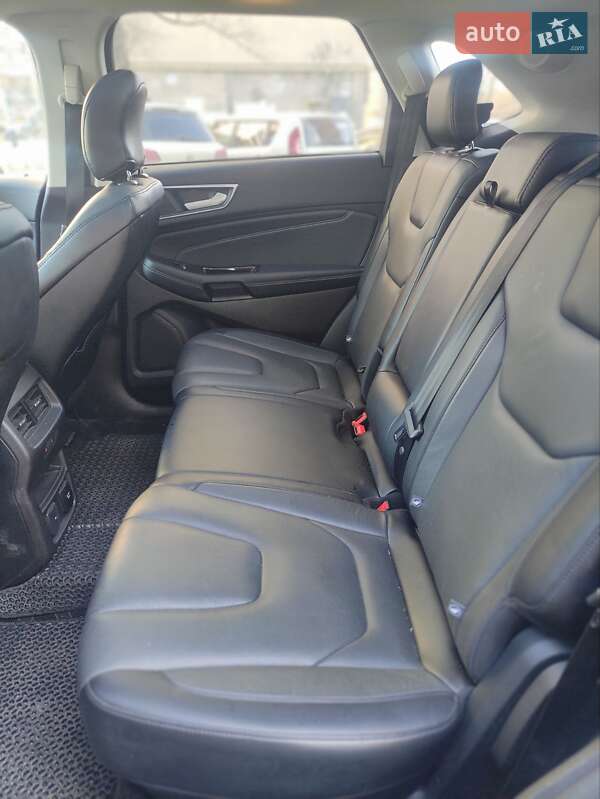 Внедорожник / Кроссовер Ford Edge 2018 в Киеве