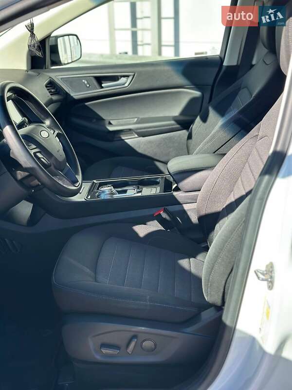 Внедорожник / Кроссовер Ford Edge 2020 в Киеве