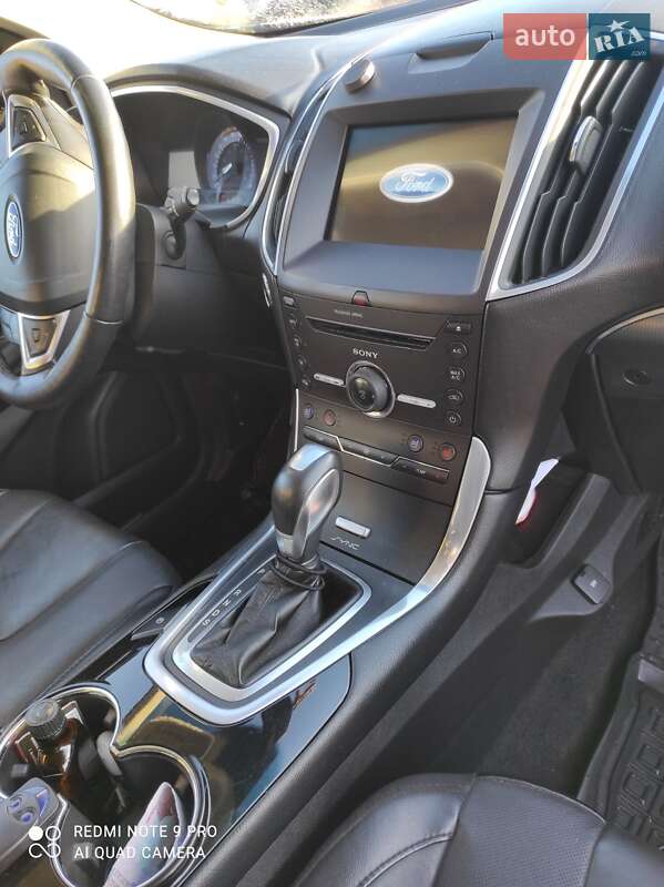 Позашляховик / Кросовер Ford Edge 2016 в Рівному