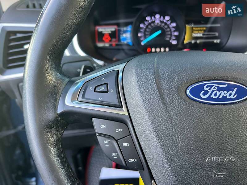 Внедорожник / Кроссовер Ford Edge 2018 в Ивано-Франковске