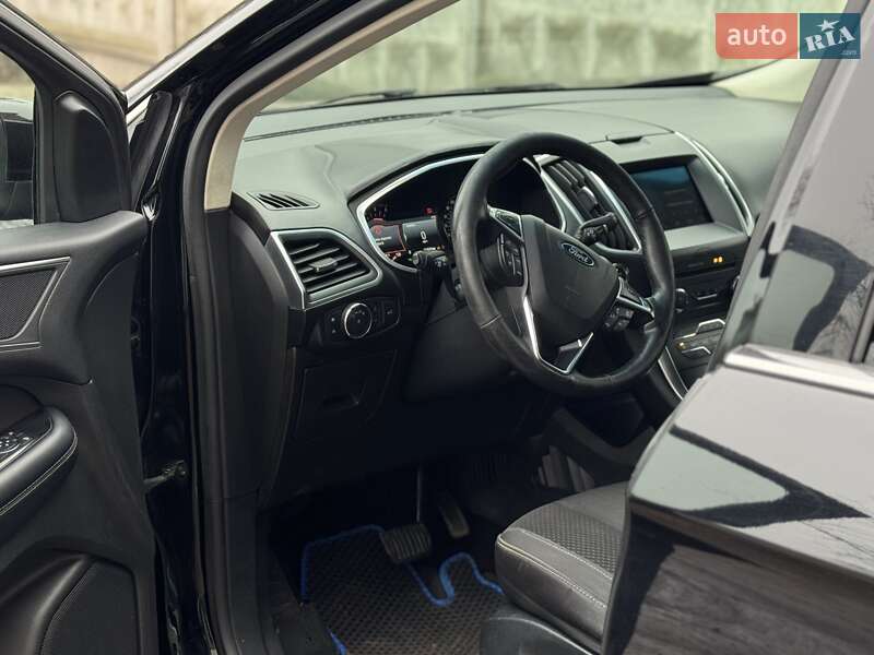 Внедорожник / Кроссовер Ford Edge 2017 в Бахмаче