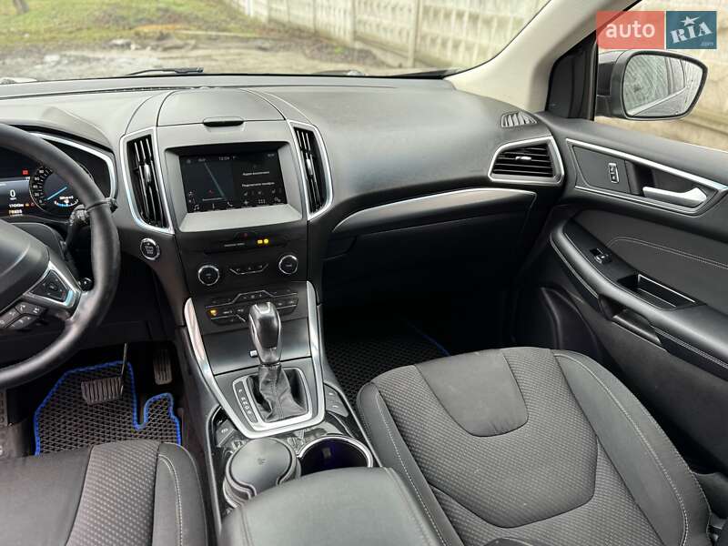 Внедорожник / Кроссовер Ford Edge 2017 в Бахмаче