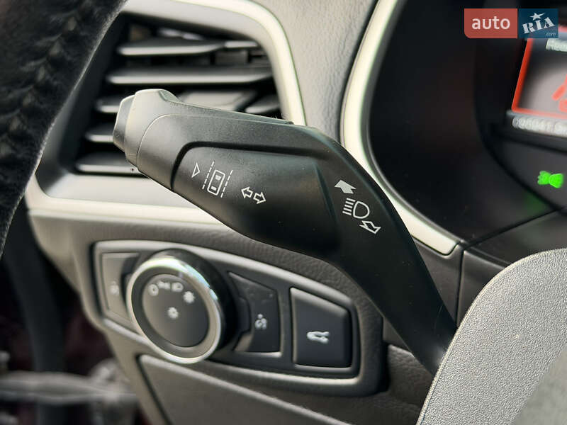 Внедорожник / Кроссовер Ford Edge 2018 в Дрогобыче