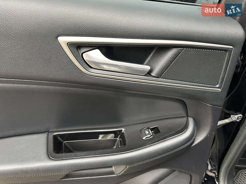 Внедорожник / Кроссовер Ford Edge 2017 в Киеве