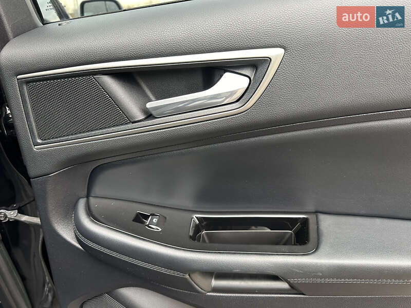 Внедорожник / Кроссовер Ford Edge 2017 в Киеве