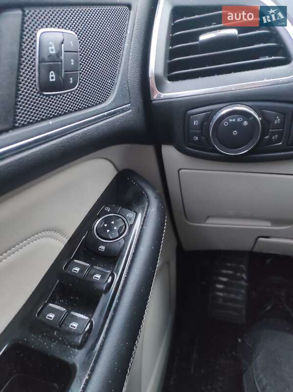 Позашляховик / Кросовер Ford Edge 2018 в Львові