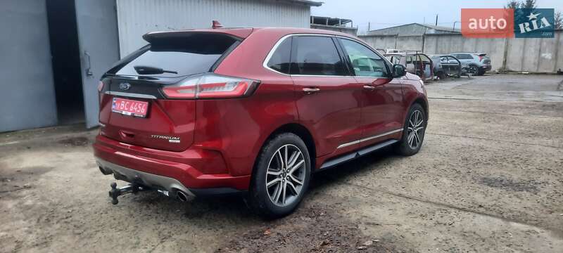 Позашляховик / Кросовер Ford Edge 2018 в Рівному