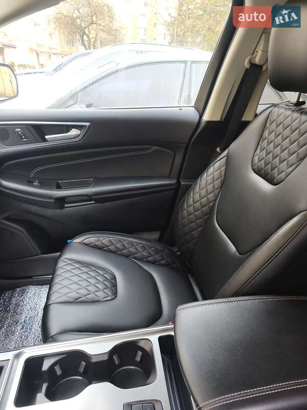 Внедорожник / Кроссовер Ford Edge 2023 в Ивано-Франковске