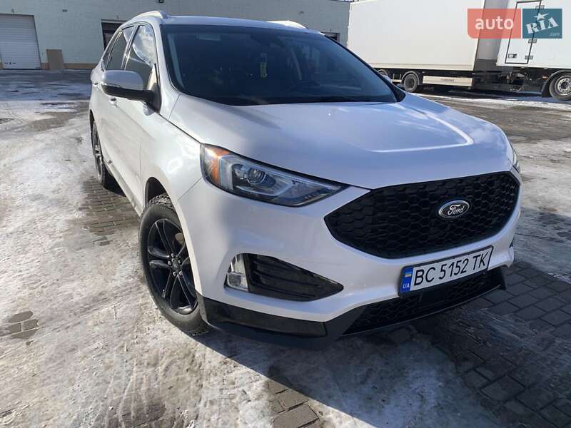Позашляховик / Кросовер Ford Edge 2019 в Жовкві