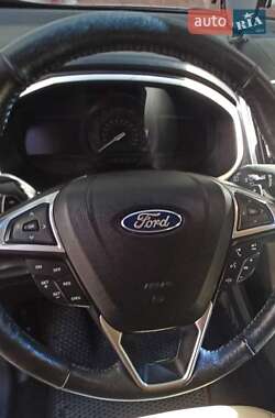 Внедорожник / Кроссовер Ford Edge 2016 в Тернополе
