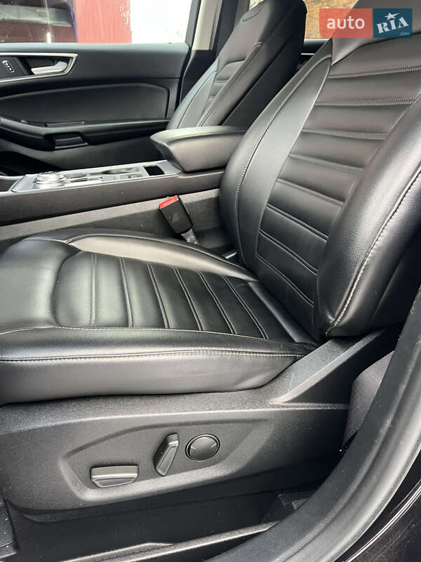 Позашляховик / Кросовер Ford Edge 2021 в Дубні