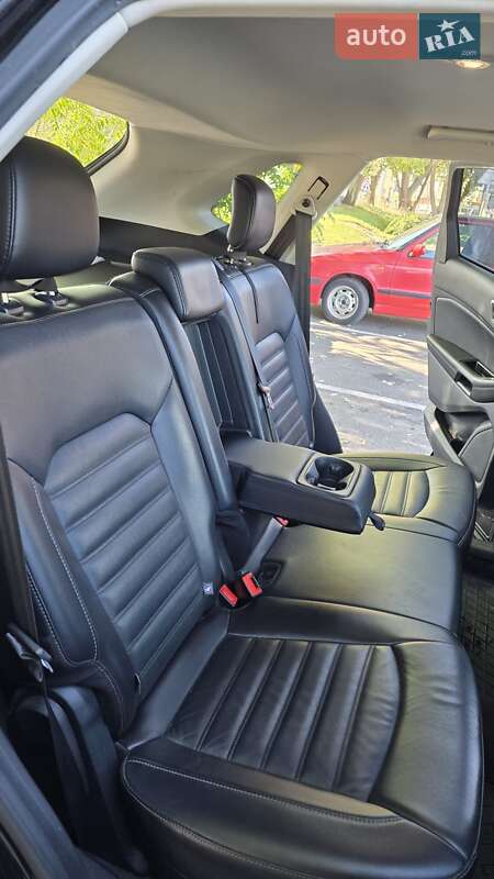 Позашляховик / Кросовер Ford Edge 2016 в Києві