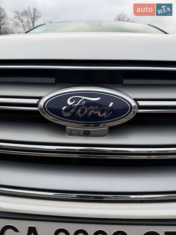 Внедорожник / Кроссовер Ford Edge 2018 в Звенигородке