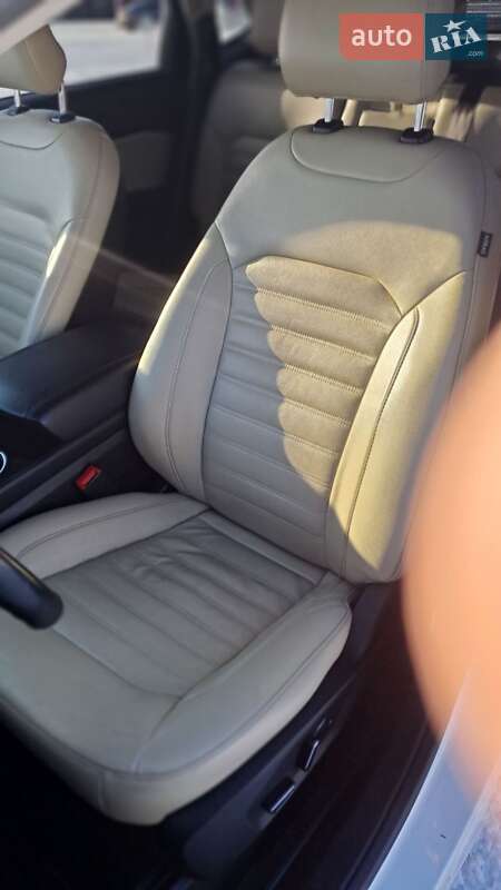 Позашляховик / Кросовер Ford Edge 2015 в Києві