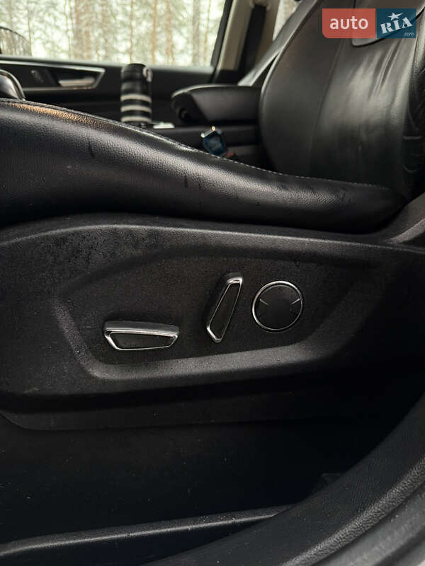 Внедорожник / Кроссовер Ford Edge 2017 в Сумах