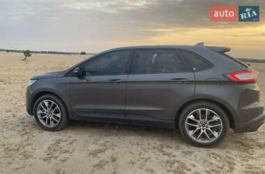 Внедорожник / Кроссовер Ford Edge 2016 в Харькове