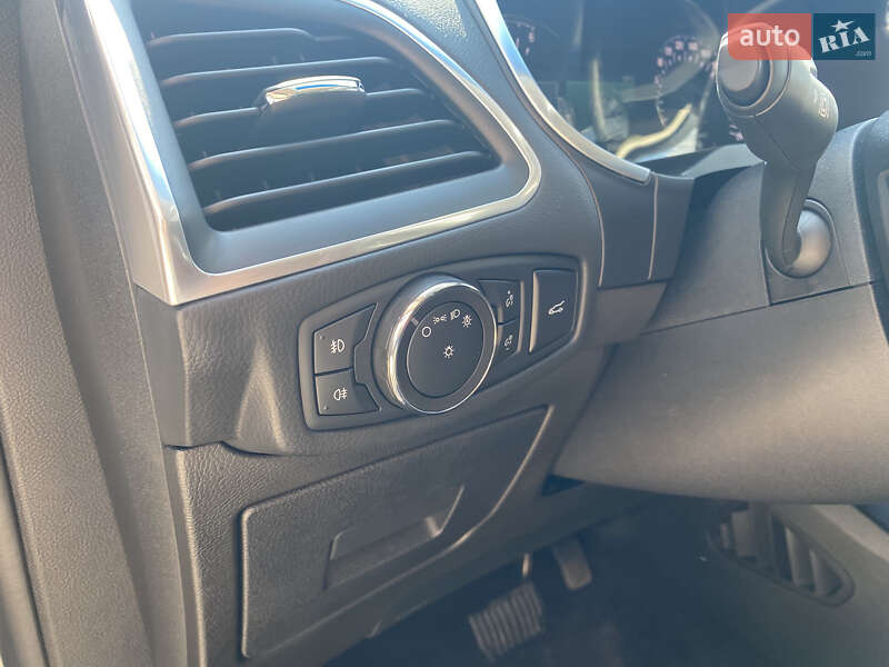 Внедорожник / Кроссовер Ford Edge 2017 в Киеве