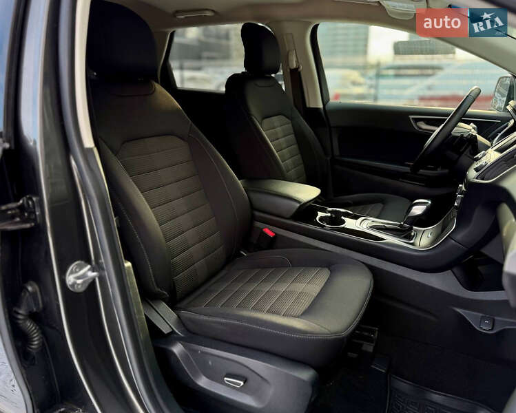 Внедорожник / Кроссовер Ford Edge 2018 в Киеве