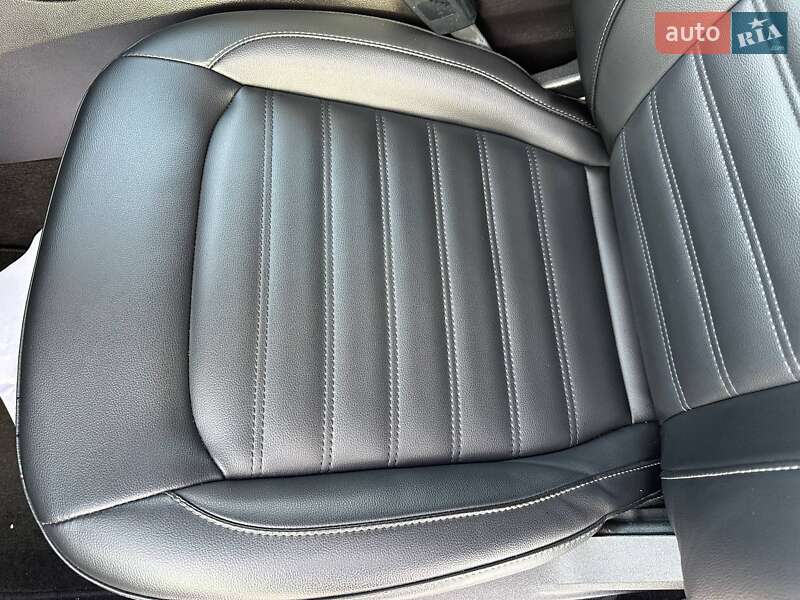 Внедорожник / Кроссовер Ford Edge 2018 в Луцке