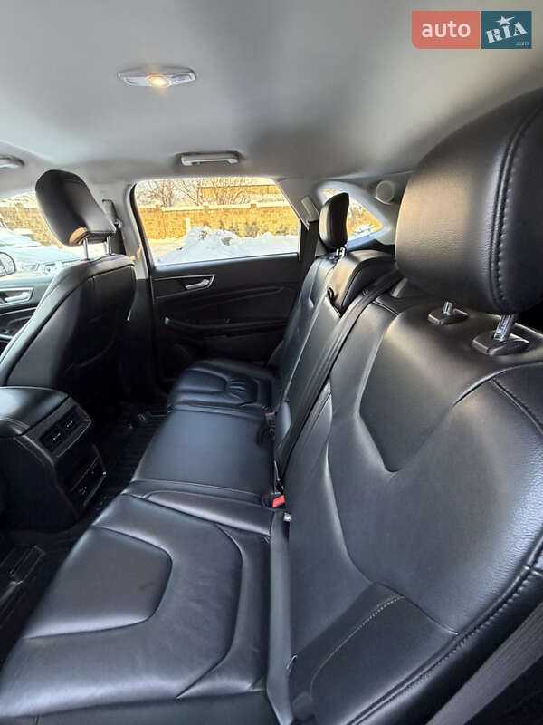 Позашляховик / Кросовер Ford Edge 2021 в Дубні