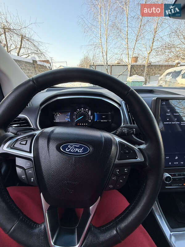 Позашляховик / Кросовер Ford Edge 2021 в Дубні