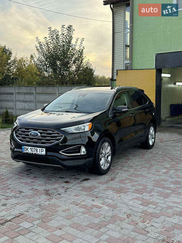 Внедорожник / Кроссовер Ford Edge 2019 в Шепетовке
