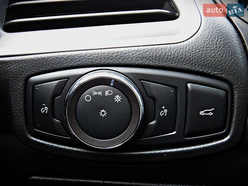 Позашляховик / Кросовер Ford Edge 2017 в Черкасах