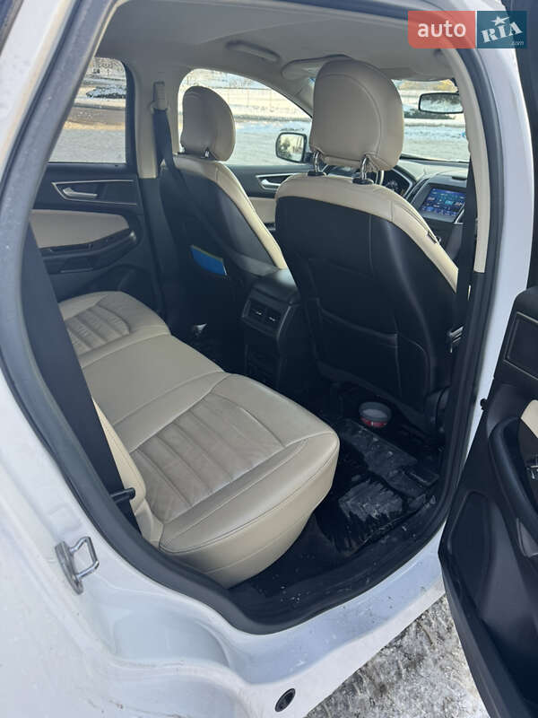 Внедорожник / Кроссовер Ford Edge 2016 в Запорожье