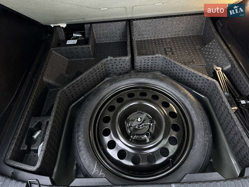 Позашляховик / Кросовер Ford Edge 2019 в Києві фото 28 Позашляховик / Кросовер Ford Edge 2019 в Києві