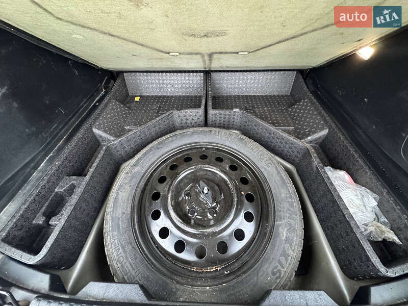 Позашляховик / Кросовер Ford Edge 2017 в Стрию